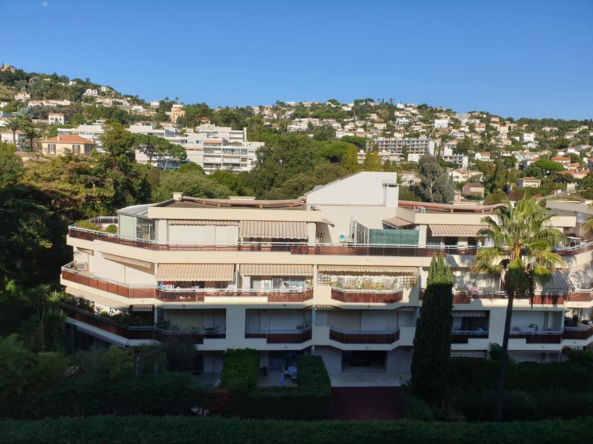 Appart L'Estivaliere Golfe-Juan Εξωτερικό φωτογραφία